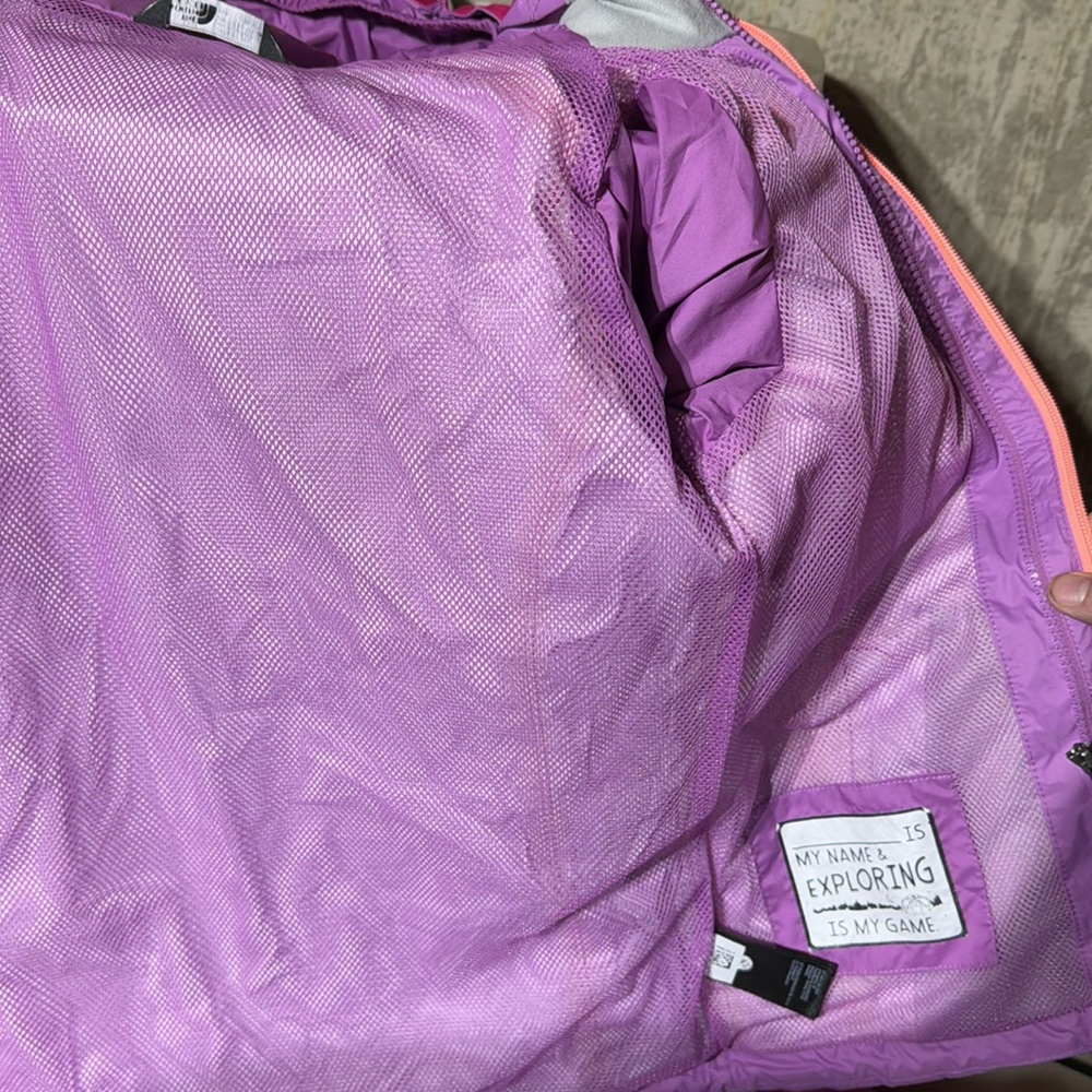 North Face jacket - Picture 6 of 6